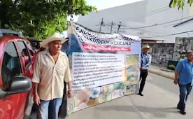 Ejidatarios protestan contra Pemex por incendio en pozo petrolero Krem-1 en Veracruz; fuego sigue sin ser extinguido 