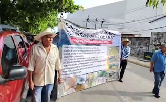 Ejidatarios protestan contra Pemex por incendio en pozo petrolero Krem-1 en Veracruz; fuego sigue sin ser extinguido 