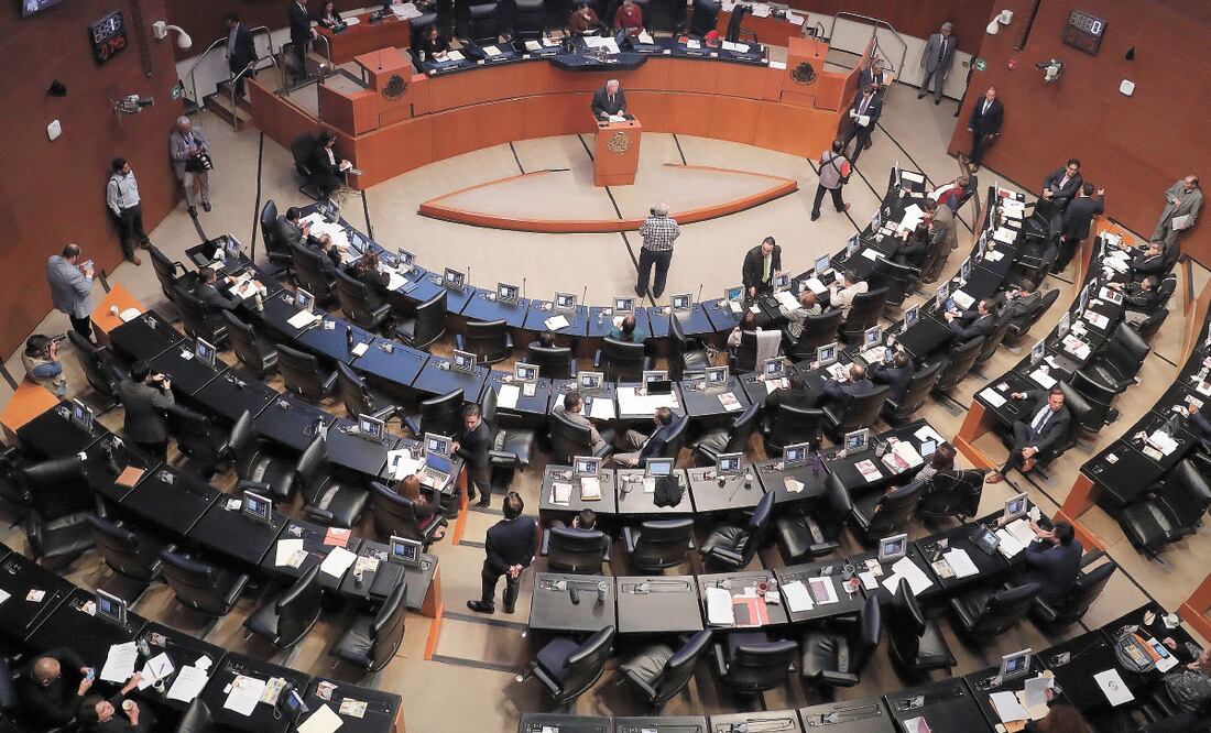 El Senado dio luz verde al T-MEC con 107 votos a favor y uno en contra, con la esperanza de que pronto lo avalen Estados Unidos y Canadá. Foto/IVÁN STEPHENS. EL UNIVERSAL