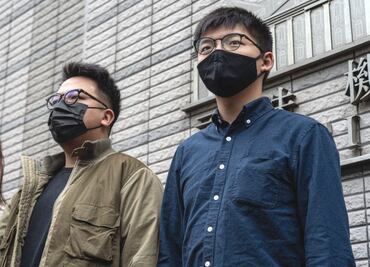 Dan cárcel a tres jóvenes líderes de protestas pro democracia en Hong Kong