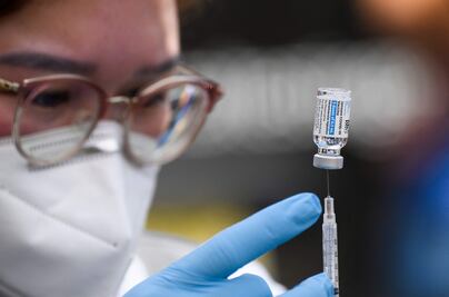 Sin ciencia básica, la creación de una vacuna antiCovid habría tardado 10 años: ganador de Premio Fundación BBVA