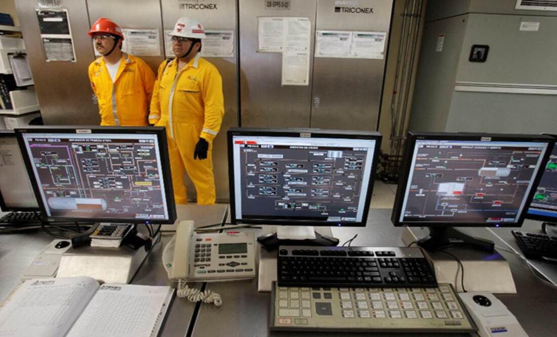 Pemex cancelará plazas de jubilados por recorte