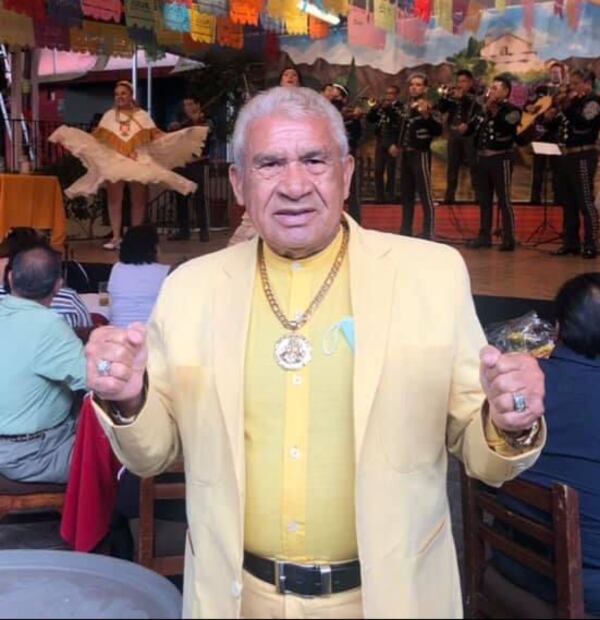 Yordi Rosado le echa el perro a Erika Buenfil