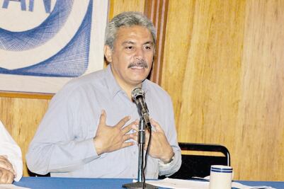 Ex gobernador de Jalisco va con Margarita