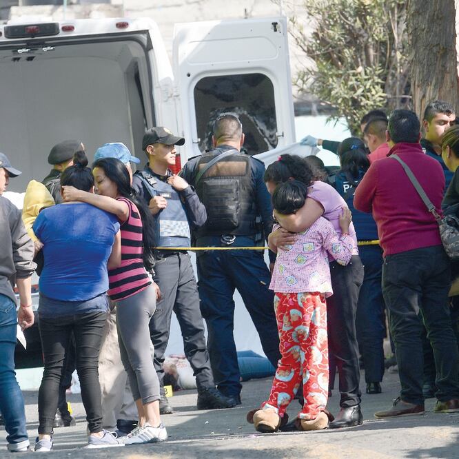 La víctima fue herida con al menos cinco disparos con un arma calibre 9 milímetros; el velorio del hombre no fue suspendido. FRANCISCO RODRÍGUEZ. EL UNIVERSAL
