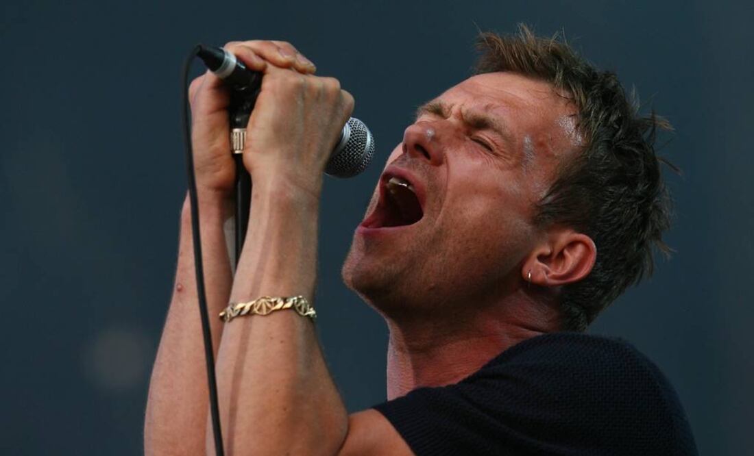 El músico es parte de las mil 196 personas, la mayoría ciudadanos anónimos que trabajan para su comunidad, que recibió el reconocimiento. FOTO: Archivo.