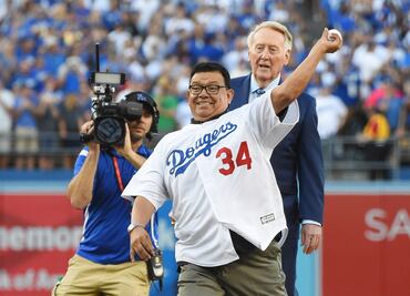 Dodgers campeones, el mejor regalo del 'Toro' Valenzuela