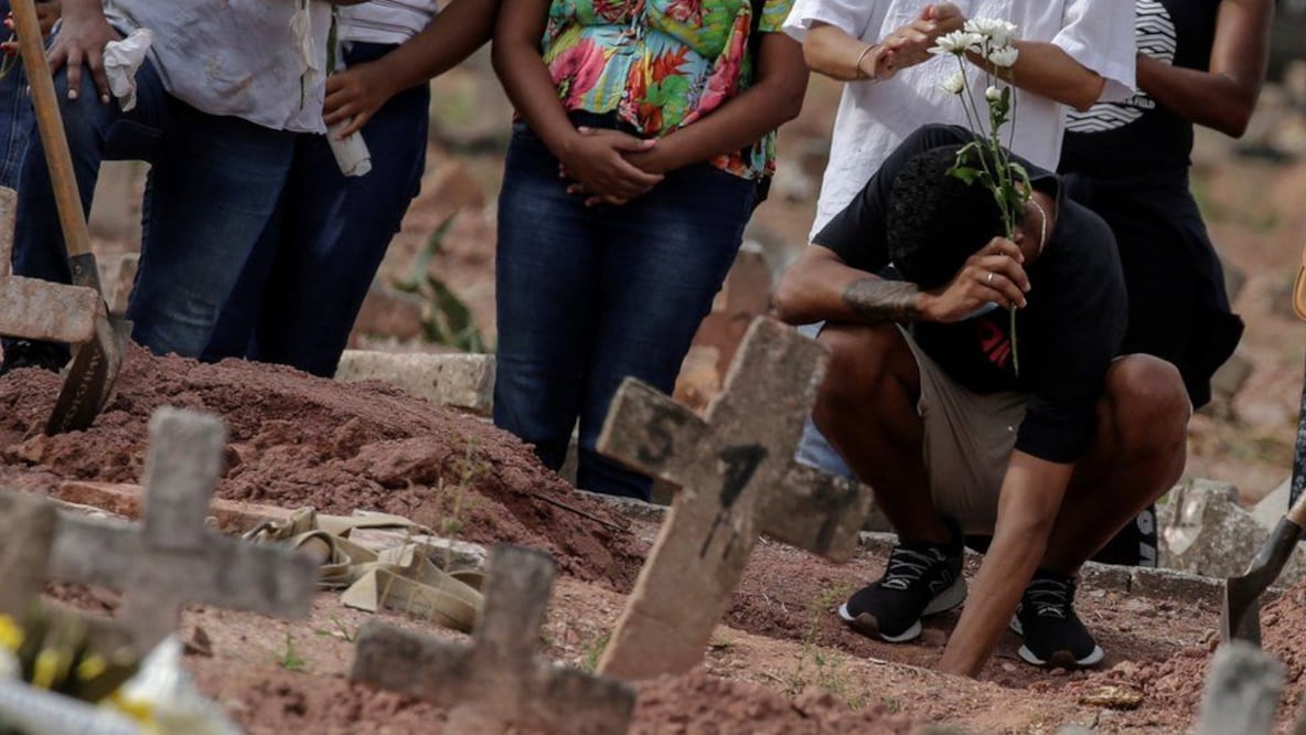 Coronavirus: Brasil es "como un Fukushima biológico, un reactor nuclear que está fuera de control"
