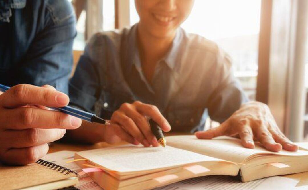 Las claves de Harvard para aprobar parciales y finales. Fuente: Freepik.