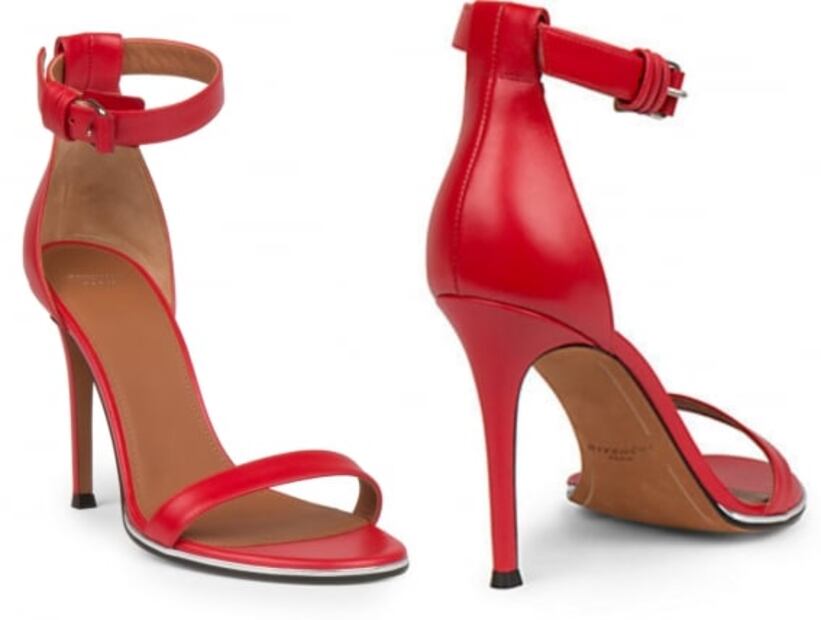 Cuánto cuestan las sandalias rojas Givenchy de Galilea Montijo