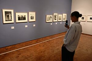 Iturbide: “Tengo que hacer nuevas fotos” 