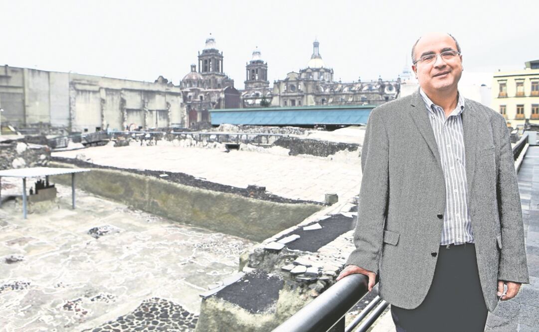 A sus 16 años, López Luján comenzó su trabajo de exploración en la zona del Templo Mayor. Foto: ARCHIVO EL UNIVERSAL