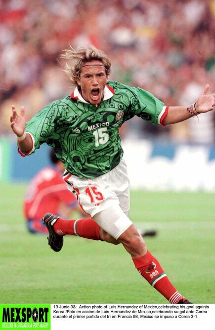 David Leah. Luis Hernández festejando su gol ante Corea en el Mundial Francia 98
