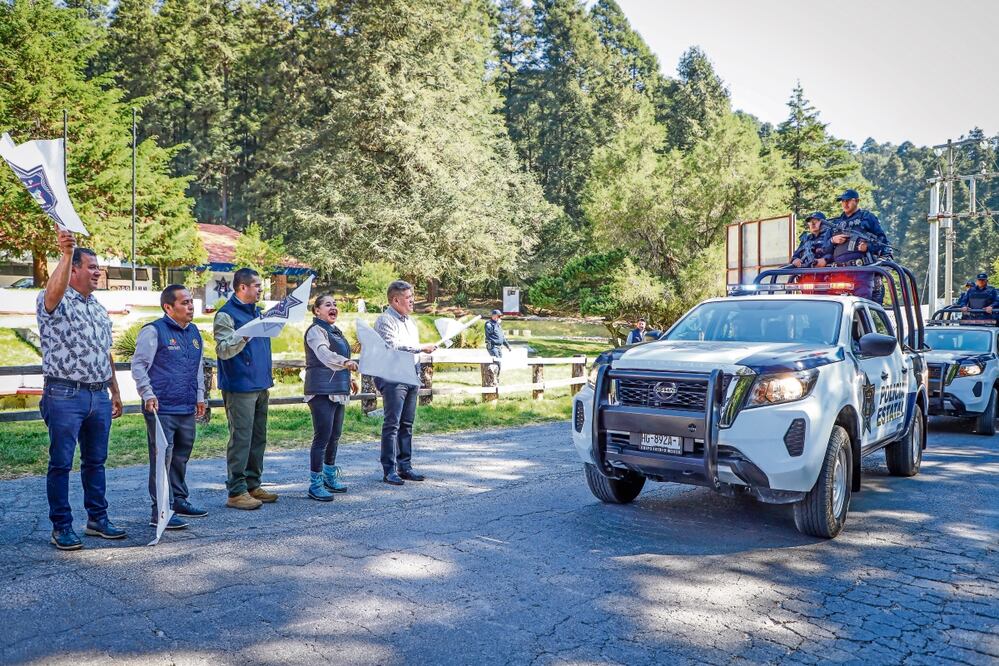 El grupo de uniformados desplegará acciones de proximidad para garantizar la paz social, dijo el titular de Seguridad. Foto: Especial