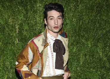 Revelan video del arresto de Ezra Miller; no quería que le quitaran el anillo de The Flash