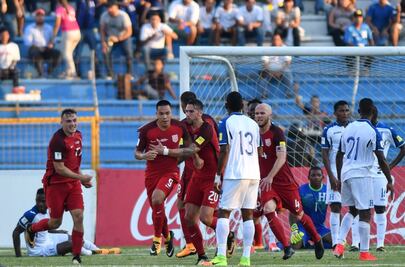 EU y Honduras empatan y dejan abierto el camino a Panamá