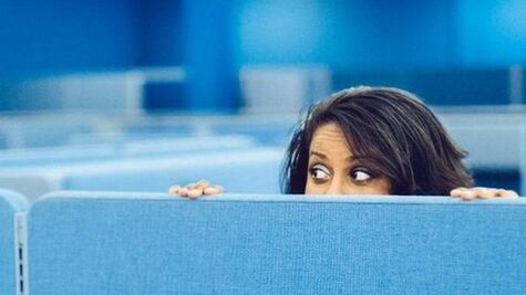 Los peligros de la "economía de la precisión" donde los trabajadores son espiados hasta cuando van al baño