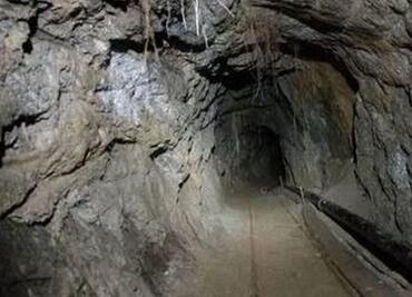 Descubren narcotúnel bajo el muro fronterizo entre México y Estados Unidos