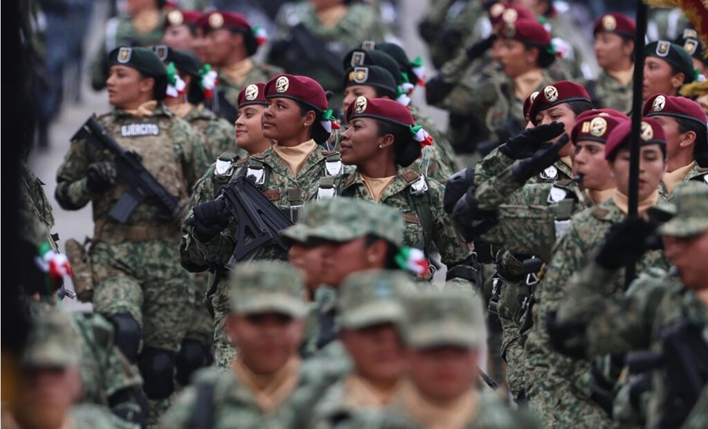 Desfile por el 114 aniversario de la Revolución Mexicana. Foto: Diego Simón Sánchez/EL UNIVERSAL