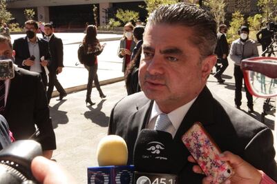 No habrá reforma eléctrica de continuar con posiciones cerradas en foros: Espinosa Cházaro 