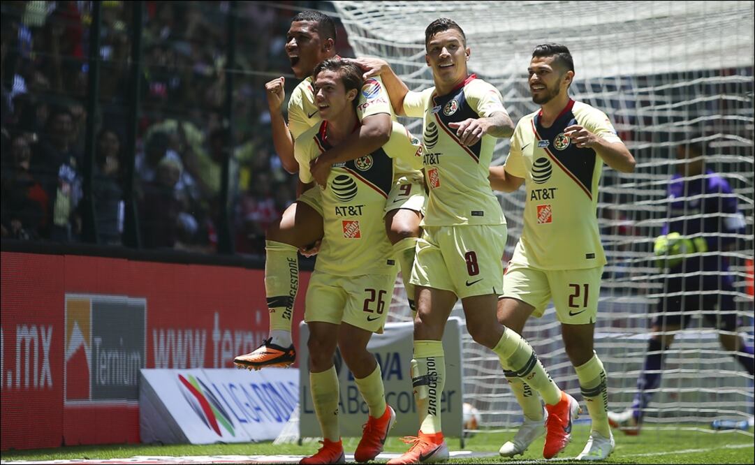 Roger Martínez, Mateus Uribe y Henry Martín podrían salir del club. Foto: Imago 7