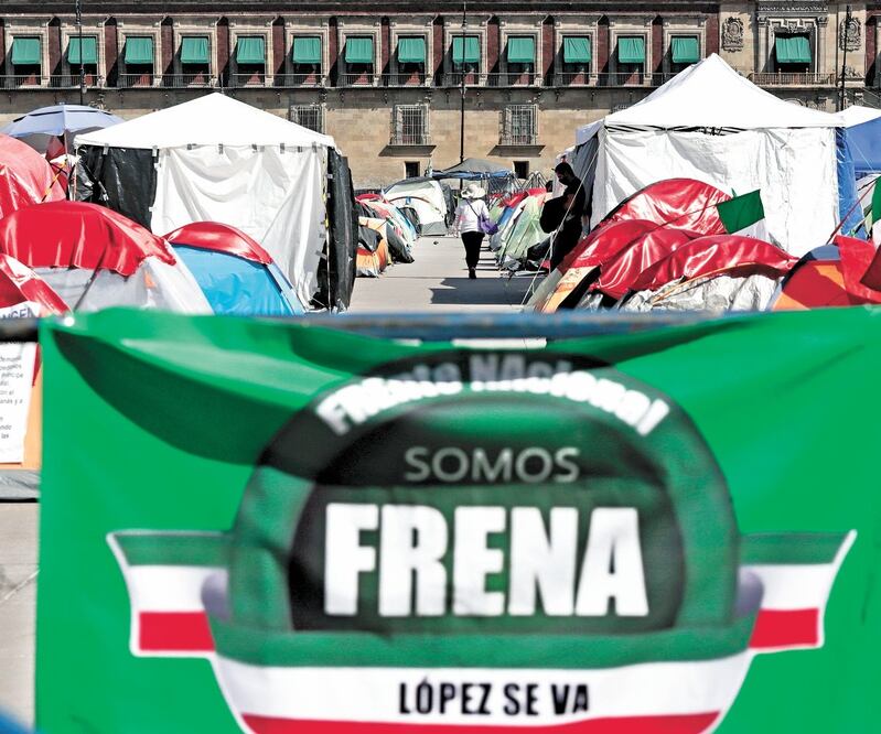 El seguimiento al Frenaaa es una muestra de que el aparato de inteligencia se usa para hostigar a la oposición, dijo Alejandro Hope. Foto: ARCHIVO EL UNIVERSAL