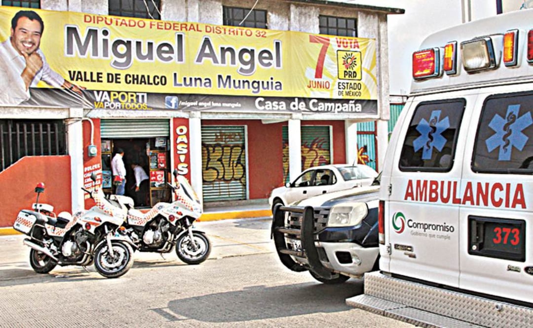 El martes fue asesinado, en su casa de campaña en Valle de Chalco, Miguel Ángel Luna Munguía, candidato del PRD al distrito XXXII federal