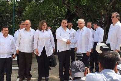 AMLO se reúne con Jimmy Morales, presidente de Guatemala