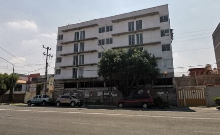 Tras recomendación de PAOT, demuelen dos pisos en predio irregular en Iztacalco; destacan construcción de 32 viviendas en cinco niveles