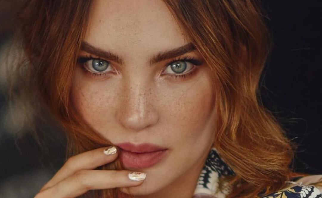 Los tonos pastel están entre sus favoritos al momento de lucir trajes de baño / Foto: Instagram @belindapop