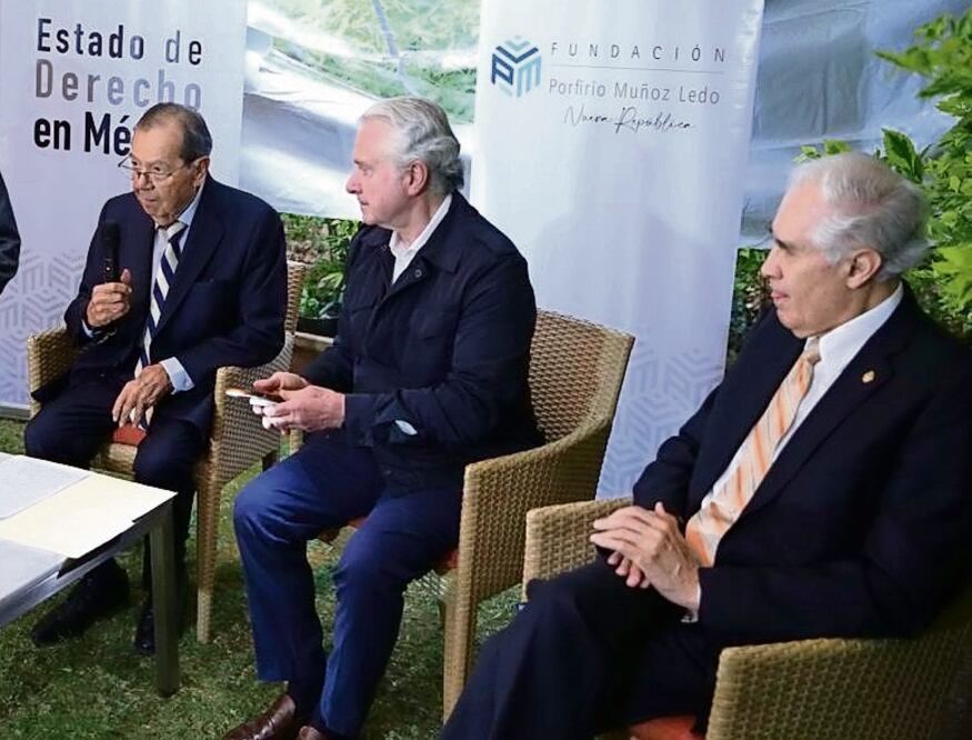 Porfirio Muñoz Ledo, Santiago Creel y Diego Valadés analizaron lo ocurrido en la noche negra.