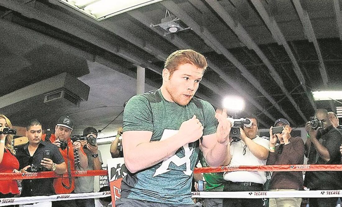 La pelea entre Álvarez y Khan está programada para el 7 de mayo (GOLDEN BOY PROMOTIONS)