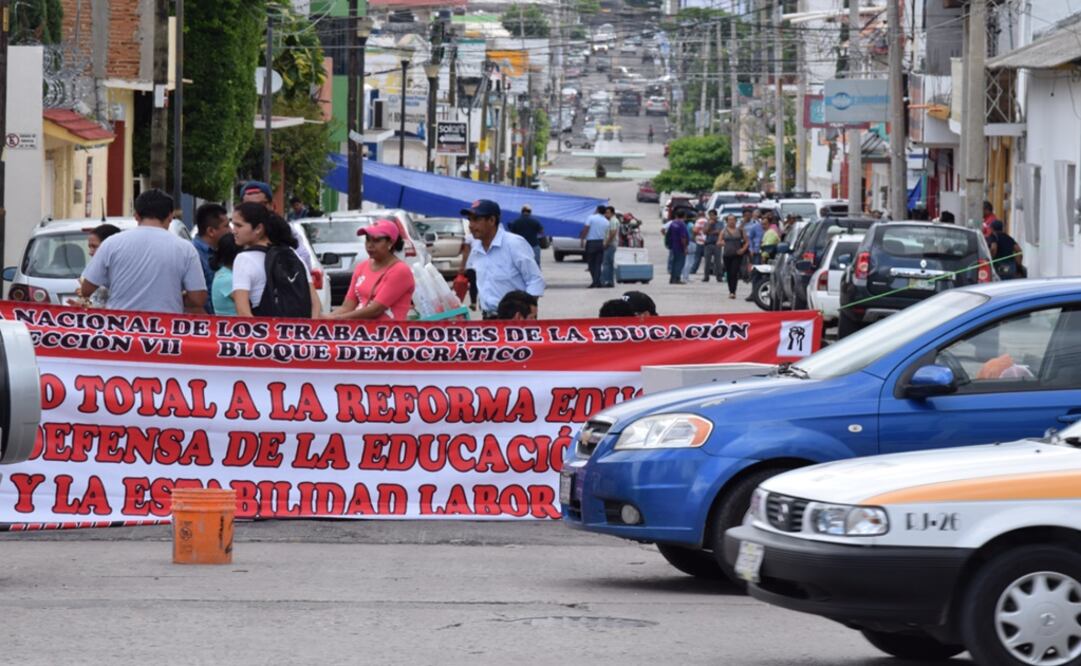 Ve Concamin “efectos devastadores” si no hay freno a conflicto magisterial