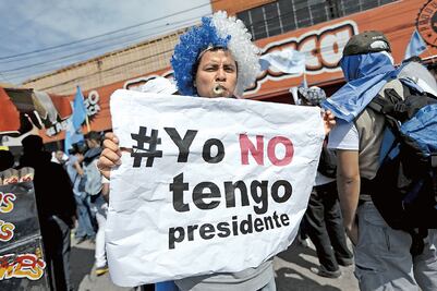 Guatemala: miles desconocen a Otto Pérez como presidente