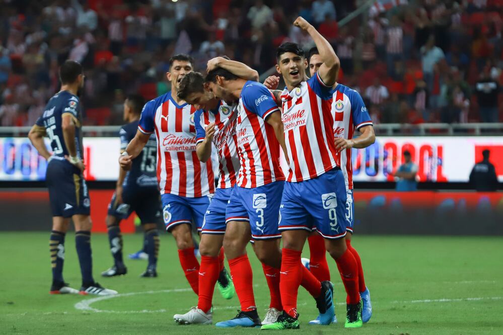 Dudar de la grandeza de Chivas es una estupidez