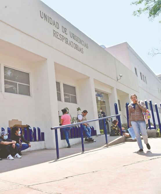 Destino. La joven que dio positivo es originaria de Tuxtla Gutiérrez y fue canalizada al Instituto Nacional de Enfermedades Respiratorias. ARCHIVO EL UNIVERSAL