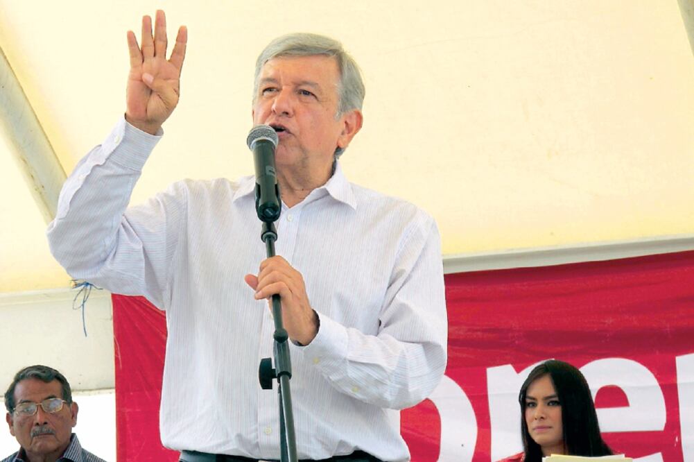 López Obrador dijo que si gana en 2018 no viajará en aviones lujosos (ARCHIVO EL UNIVERSAL)