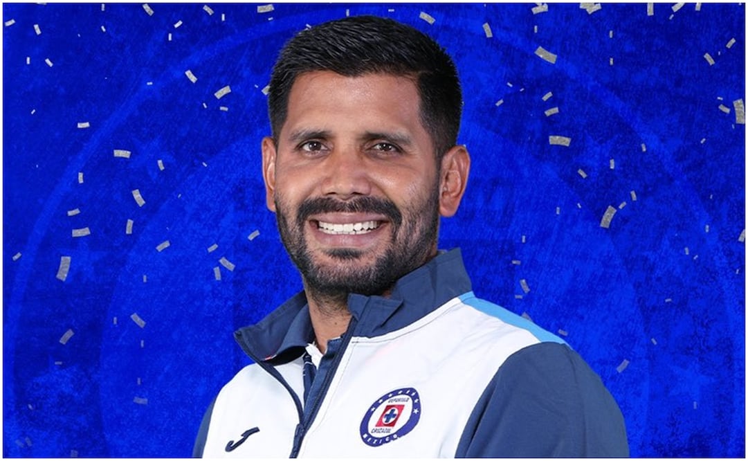 ¿Quién es Joaquín Velázquez? Exauxiliar técnico de Juan Reynoso que fue trasladado a El Altiplano / FOTO: Twitter: @CruzAzul