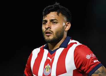 Alexis Vega y 'Chicote' Calderón publican mensajes sobre su situación en Chivas: Ya me disculpé