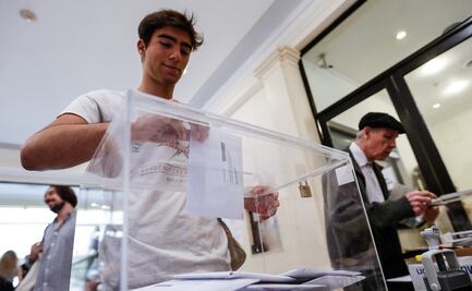 Inician elecciones generales en España; las segundas en un año