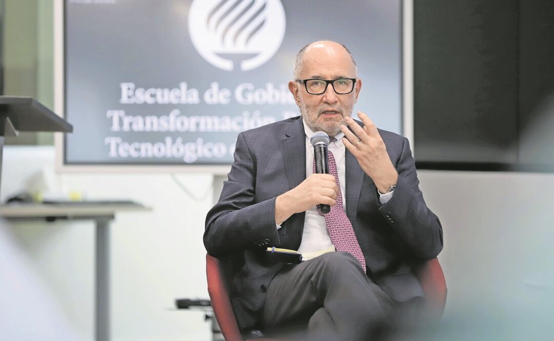 En su participación, José Ramón Cossío dijo que desde la perspectiva de las armerías, no es lo mismo vender un producto neutro a comercializar otros que por naturaleza causan daño. Foto: Fernanda Rojas/ EL UNIVERSAL 