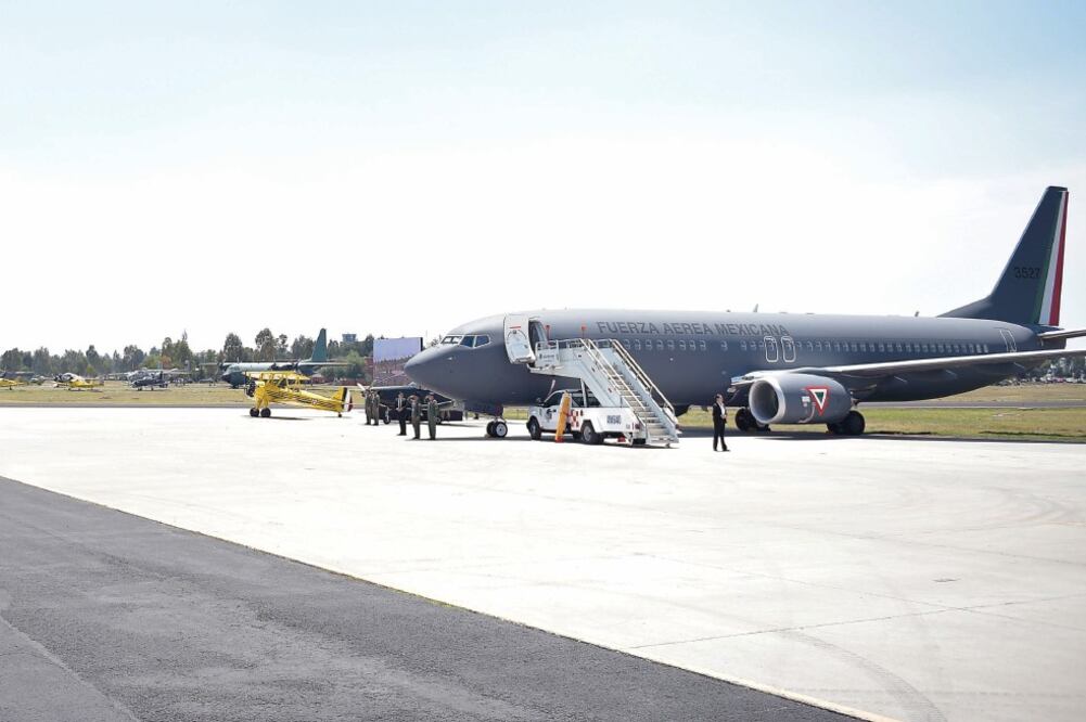 El plan que impulsa el nuevo gobierno establece que las aerolíneas de bajo costo trasladen su operación a Santa Lucía, y que se rediseñen las rutas. Foto: ARCHIVO EL UNIVERSAL