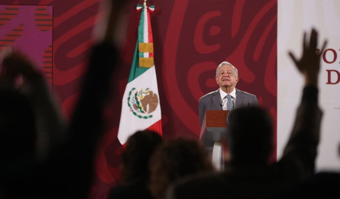El presidente López Obrador desmintió rumores de que tenga un mal estado de salud como ha circulado en redes sociales. Foto: Germán Espinosa