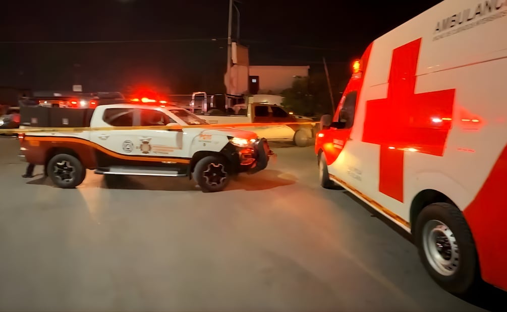 Aunque personal médico llegó a auxiliarlo, el joven perdió la vida. | Foto: Especial.