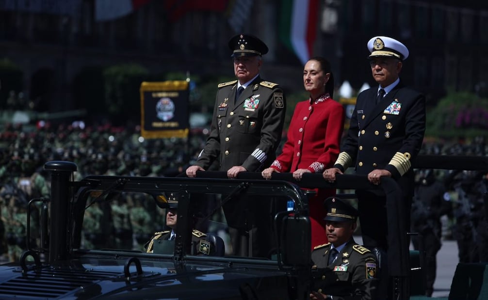 Pase de revista de la presidenta Claudia Sheinbaum, previo al Desfile Cívico Militar por el 216 Aniversario del Grito de Independencia, el 16 de septiembre de 2026. Foto: Hugo Salvador/ EL UNIVERSAL