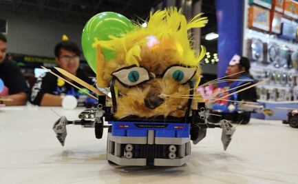 Batalla de robots, conferencias de IA y más en Talent Land 2024