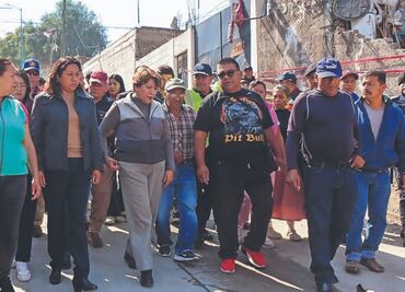 Acude gobernadora a zona de explosión