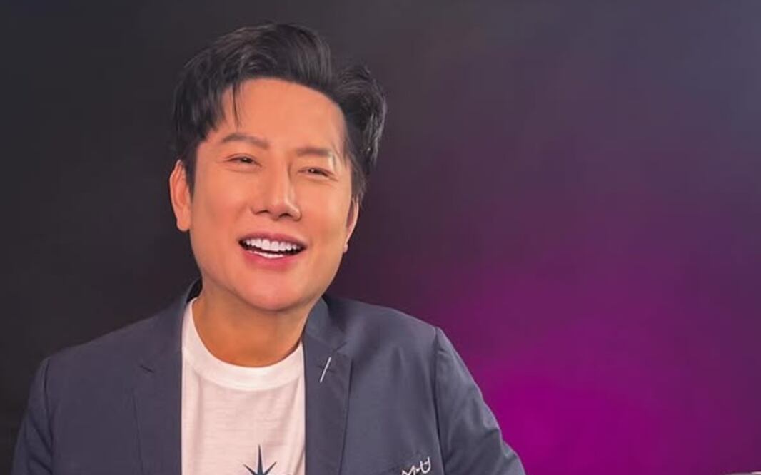 Nawat Itsaragrisil es presidente del certamen de Tailandia Miss Grand y director nacional de Miss Universo Tailandia. Foto: Instagram oficial.