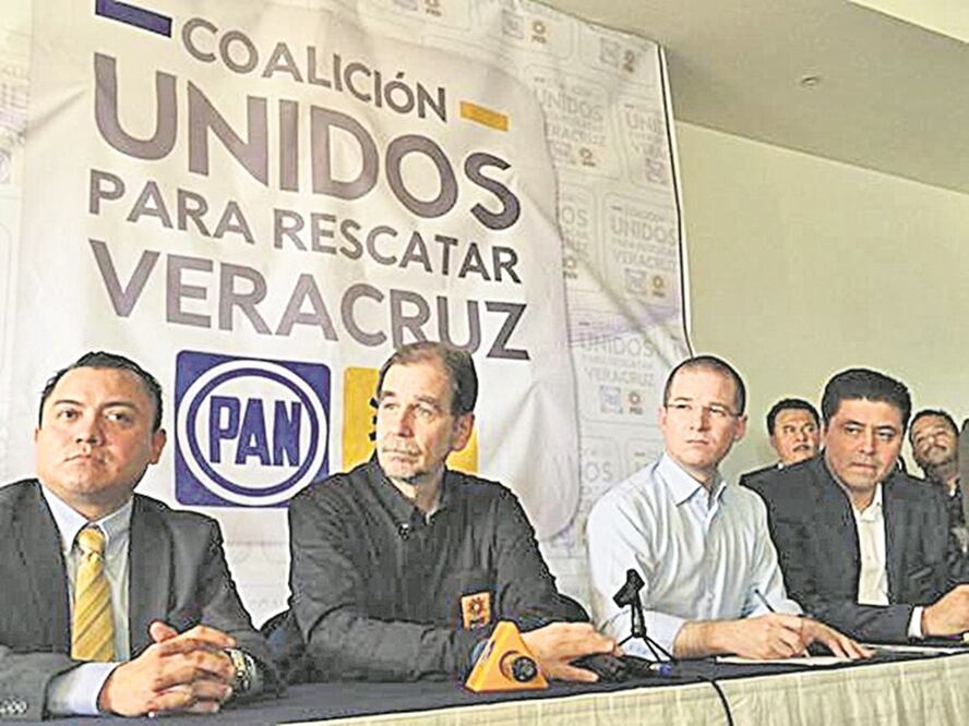 Las precampañas se viven también en el ciberespacio 