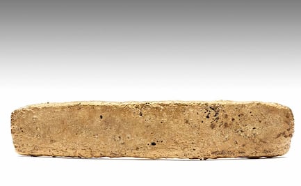 Lingote hallado hace décadas es de oro azteca, vestigio de la "Noche Triste"